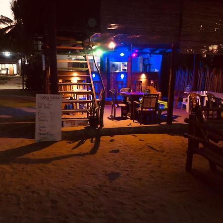 Nilaveli Sheen Coast Trincomalee Exterior photo